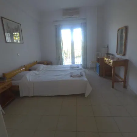 Apartment Tilemachos 2 *